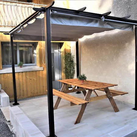 #golden Dream's By Nogar'homes -wi-fi-netflix-climatisation-parking Appartement *
